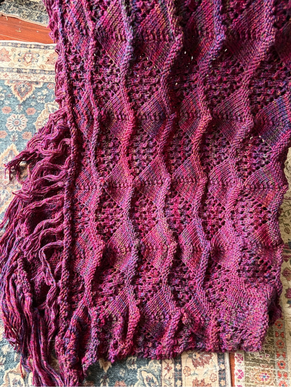 Vintage Berry knit Crochet Diamond-Pattern Throw Blanket with Fringe